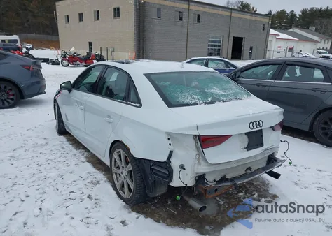 2015 Audi A3 2.0T Premium z USA, uszkodzony, nr VIN WAUBFGFF4F1104793